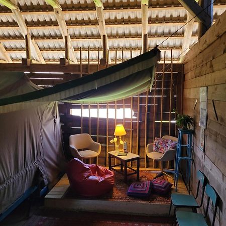 Nomads Glamp Hostel เบลด ภายนอก รูปภาพ