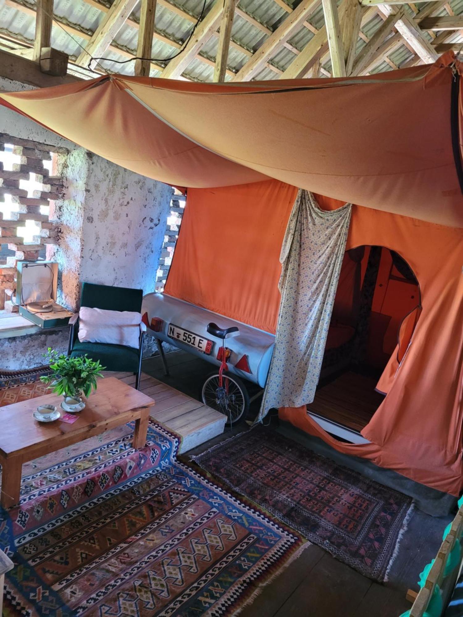 Nomads Glamp Hostel เบลด ภายนอก รูปภาพ